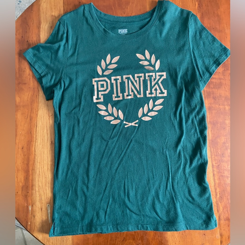 PINK Victoria’s Secret Green Gold Tee M